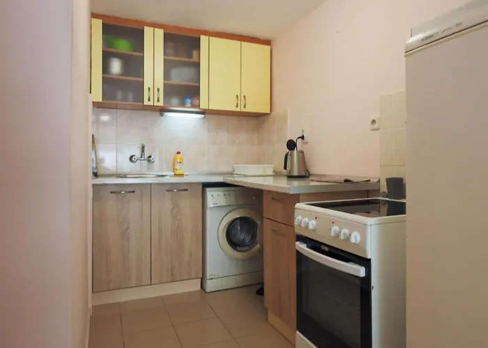 Byala Kashta * Ravda